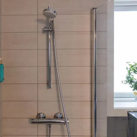 May's By May's 公寓 雷讷