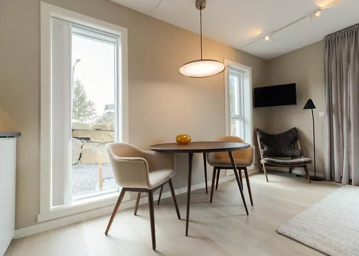 May's By May's Reine