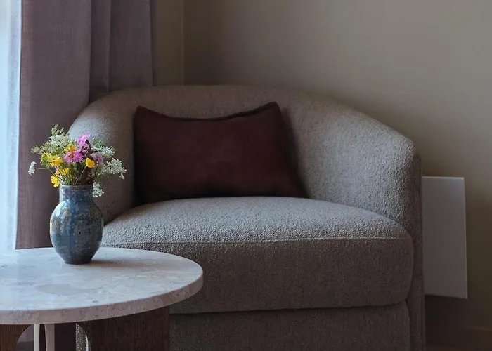 May's By May's Apartment